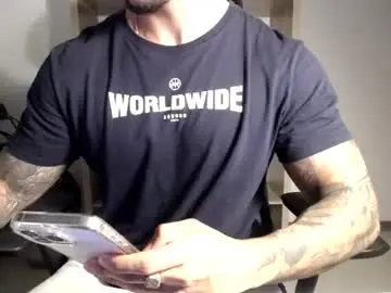 Chaturbate Live Sex Cam of loganhod