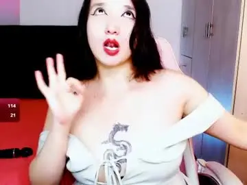 Chaturbate Nude Webcam of victoria_smile_