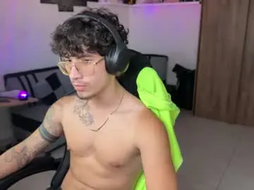 Chaturbate Best live sex cam show of kisan_smith