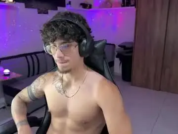 Chaturbate Best live sex cam show of kisan_smith