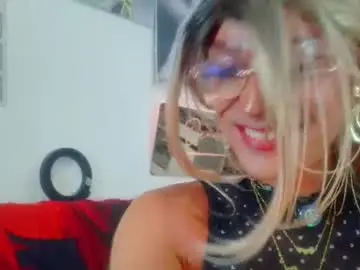 Chaturbate Live Sex Cam of ladyoxana