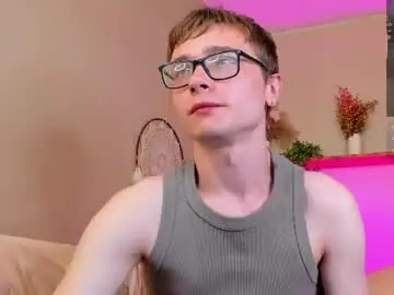 Chaturbate Watch Live Sex Cams of emmit_barker