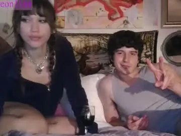 Chaturbate Watch Live Sex Cams of starrfieonline