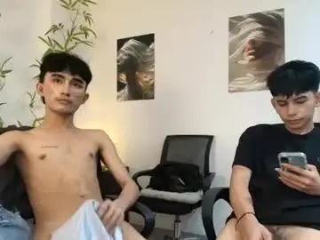 Chaturbate Watch Live Sex Cams of alluring_alpha