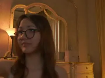 Chaturbate Free Live Porn of gertrudisshinn