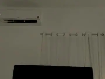 Chaturbate Live Sex Cam of lily_woodz