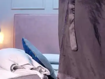 Chaturbate Sex Cam of busty_zay
