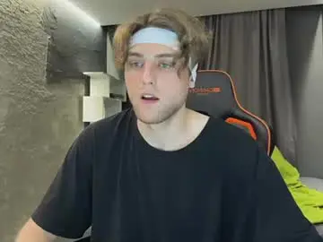 Chaturbate Live Sex Cam of devilnut1