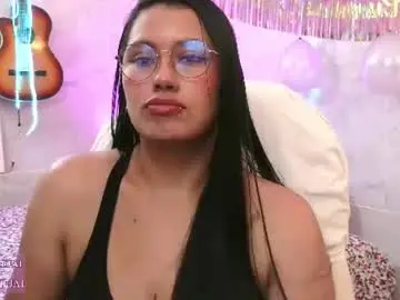 Chaturbate Sex Cam of lauraruiz1