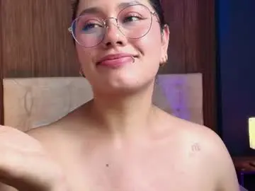 Chaturbate Best Webcam of lauraruiz1