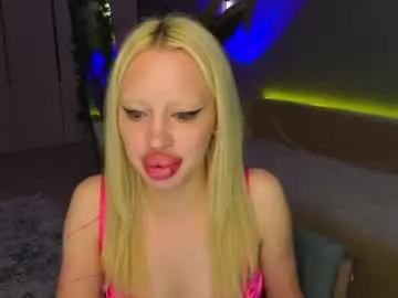 Chaturbate Watch Live Sex Cams of luna_beverly