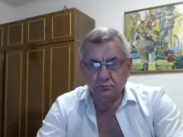 Chaturbate Watch Live Sex Cams of machomale3