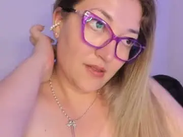 Chaturbate Live Sex of naty__mature_