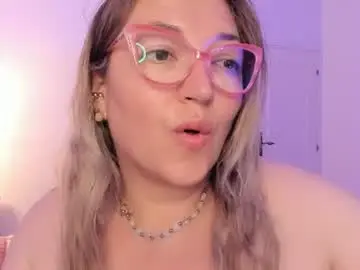 Chaturbate Sex Chat of naty__mature_