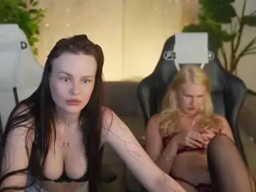 Chaturbate Best live sex cam show of bright_diamonds_054