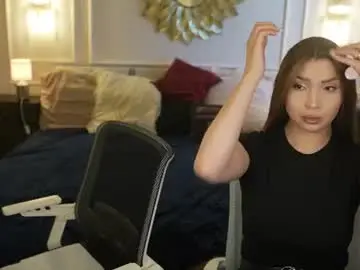 Chaturbate Free Live Porn of bright_diamonds_054