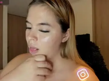 Chaturbate Live Sex of mariadanielasanchez