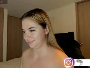 Chaturbate Adult Video Chat of mariadanielasanchez