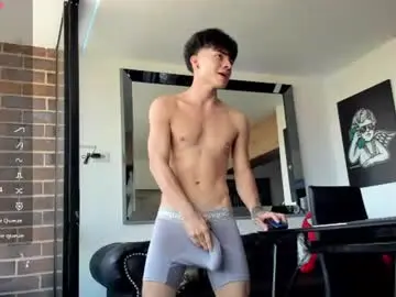 Chaturbate Live Sex Cam of pretur_crubaa