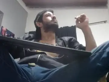Chaturbate Best live sex cam show of aaron_jones_1