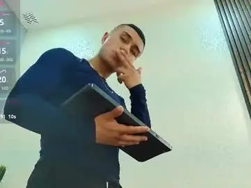 Chaturbate Sex Cam of bruno_cavalli