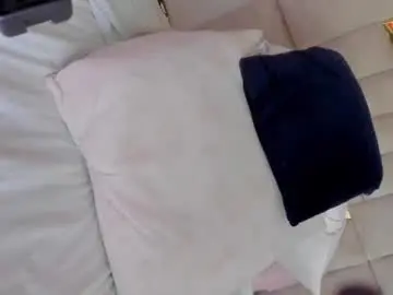 Chaturbate Best live sex cam show of halie728