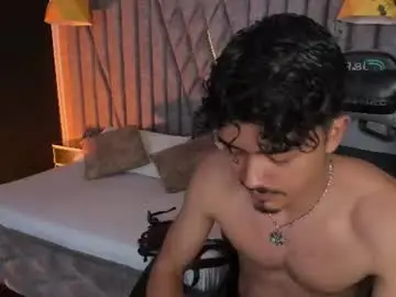 Chaturbate Live Sex Cam of nicolaikarav