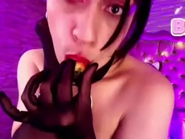 Chaturbate Free Porn Cam of roxanne_han