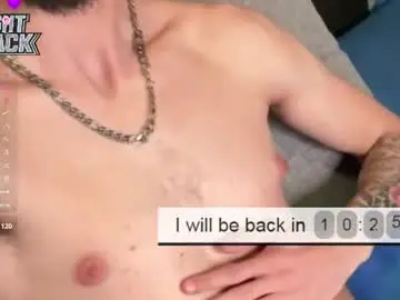 Chaturbate Live Sex Cam of zeyn_edwards