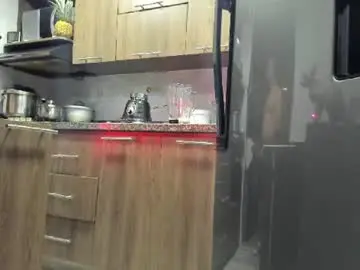 Chaturbate Live Sex Cam of adan_eva960