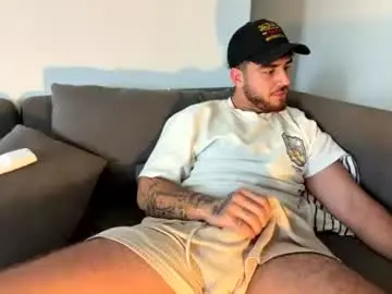 Chaturbate Live Porn of ulisesroca