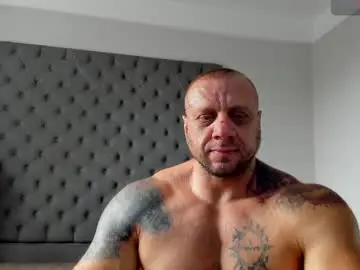 Chaturbate Live Porn of ironhulk22