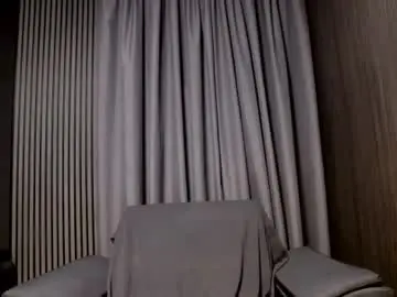 Chaturbate Live Sex Cam of antoniovalentinidiamond