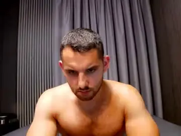 Chaturbate Live Sex Cam of antoniovalentinidiamond