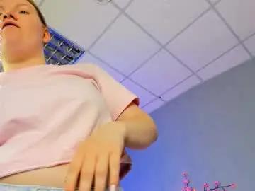 Chaturbate Live Sex Cam of ashleyjonse