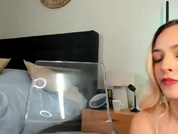 Chaturbate Live Sex Cam of mazekyn