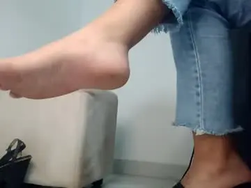 Chaturbate Free Porn Cam of monaa_paloma