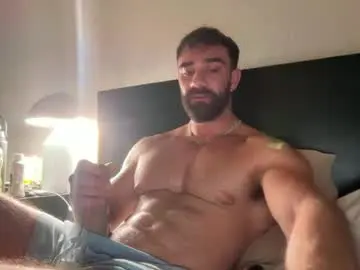 Chaturbate Nude Webcam of skylerflexes