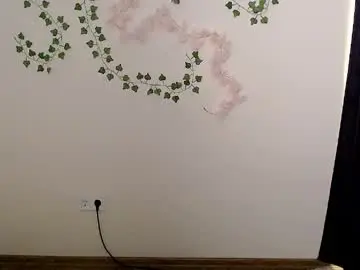 Chaturbate Live Sex Cam of olivia_red_