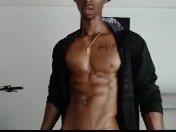 Chaturbate Live Sex Cam of drake_brown_23