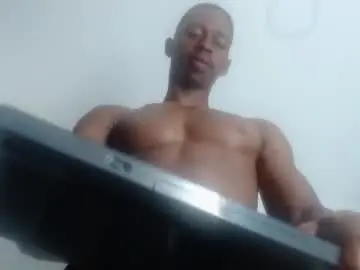 Chaturbate Live Sex Cam of drake_brown_23