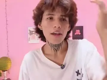 Chaturbate Live Sex Cam of bellamy_094
