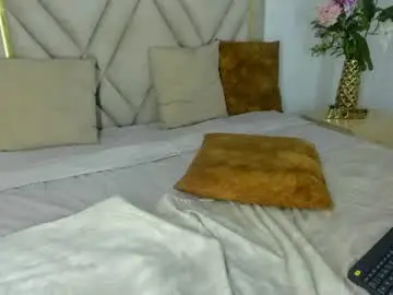 Chaturbate Sex Cam of violet_queen2