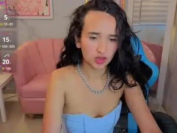 Chaturbate Live Sex Cam of bella_vibes_s