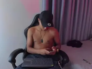 Chaturbate Live Porn of sebastiann_04