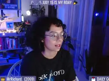Chaturbate Adult Webcam of sweet_bluee