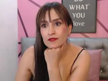 Chaturbate Watch Live Sex Cams of dina_ellis12