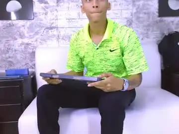 Chaturbate Live Sex Cam of harin_prize
