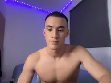 Chaturbate Adult Video Chat of leo_delveyy