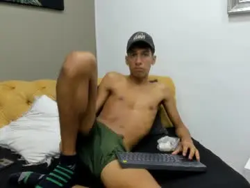 Chaturbate Live Sex Cam of zane_belville